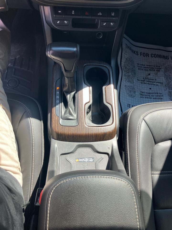 GMC Canyon Denali Crew Cab 4WD Long Box 2018