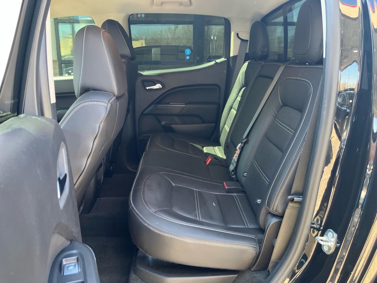 GMC Canyon Denali Crew Cab 4WD Long Box 2018