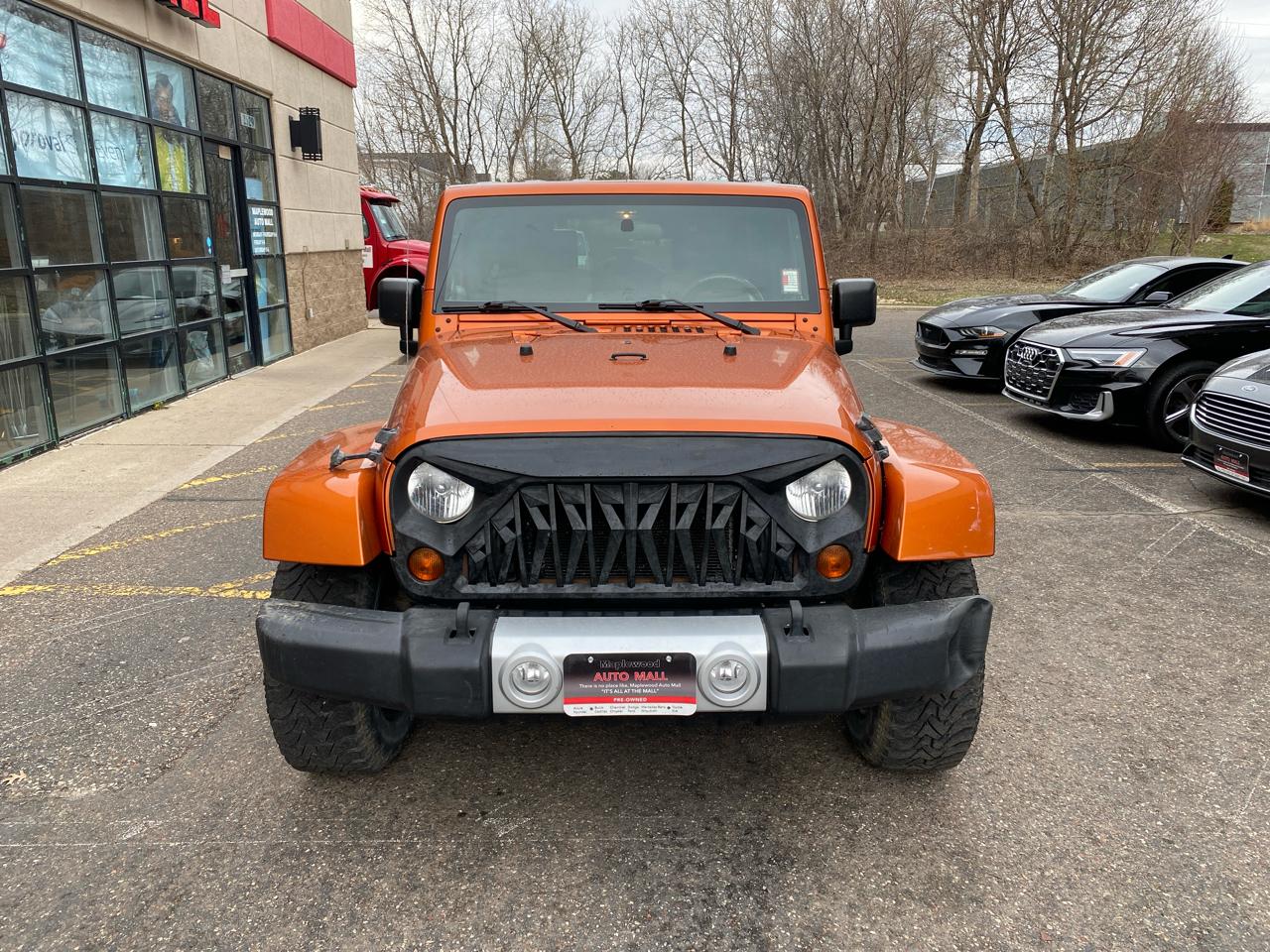 Jeep Wrangler Unlimited Sahara 4WD 2010