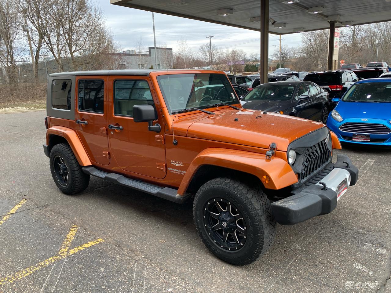 Jeep Wrangler Unlimited Sahara 4WD 2010