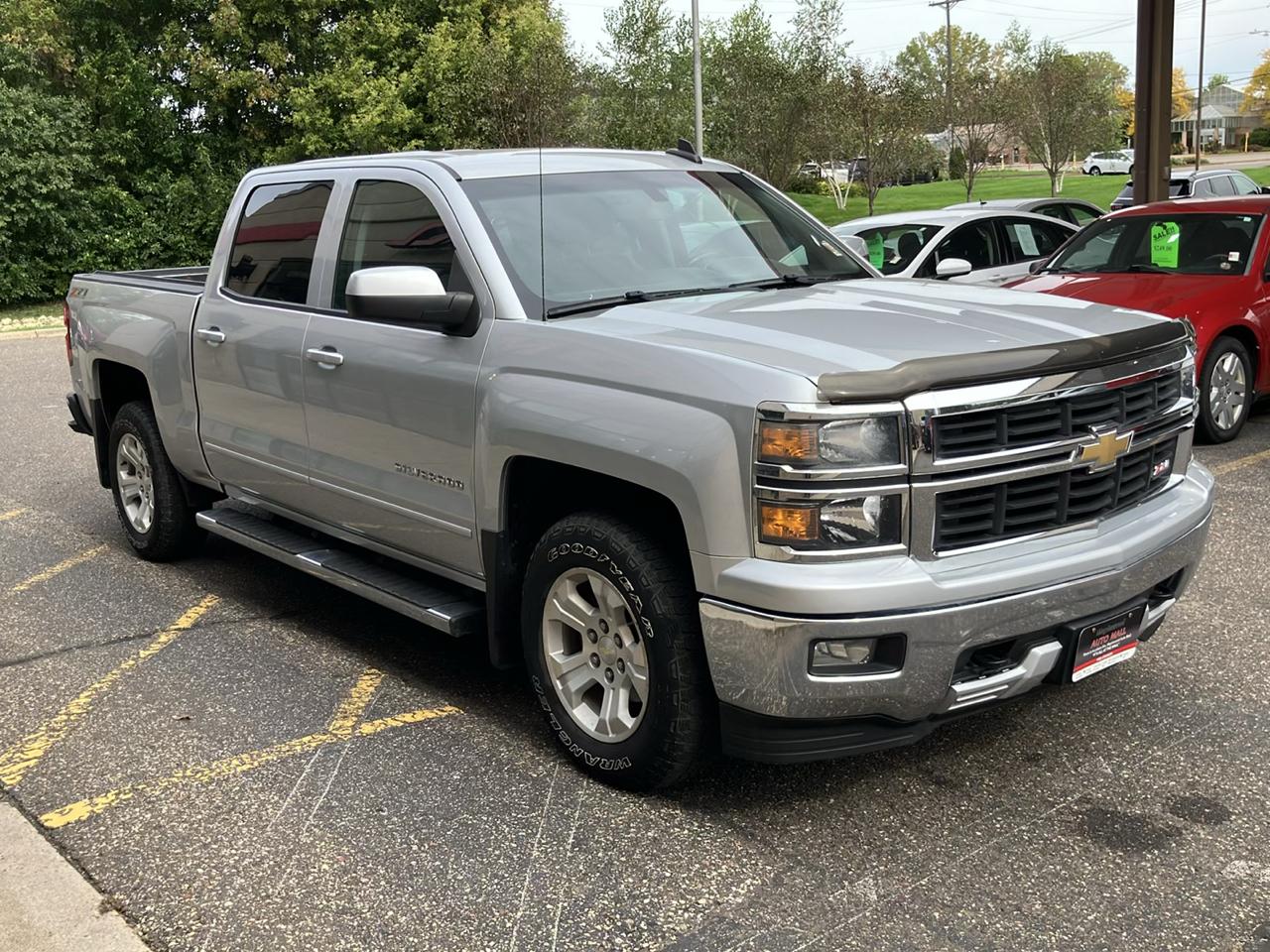 Chevrolet Silverado 1500 4WD Crew Cab 143.5" LT w/2LT 2015
