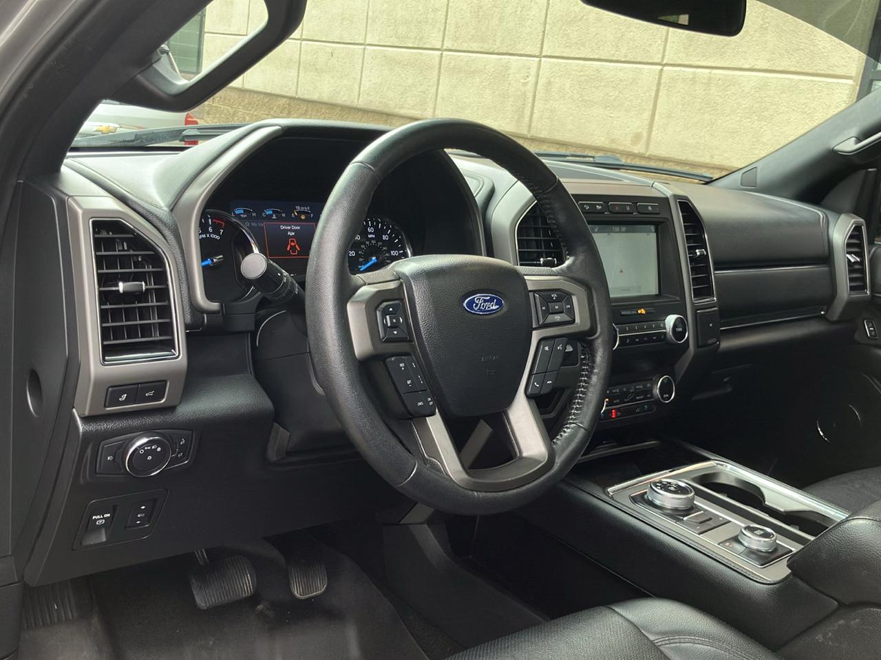 Ford Expedition XLT 4x4 2019