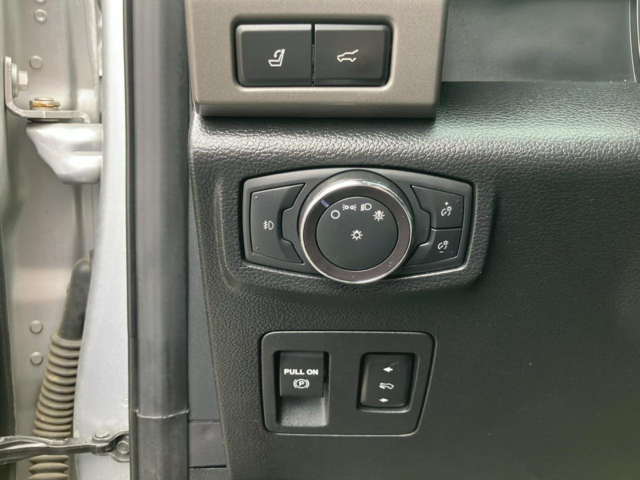 Ford Expedition XLT 4x4 2019