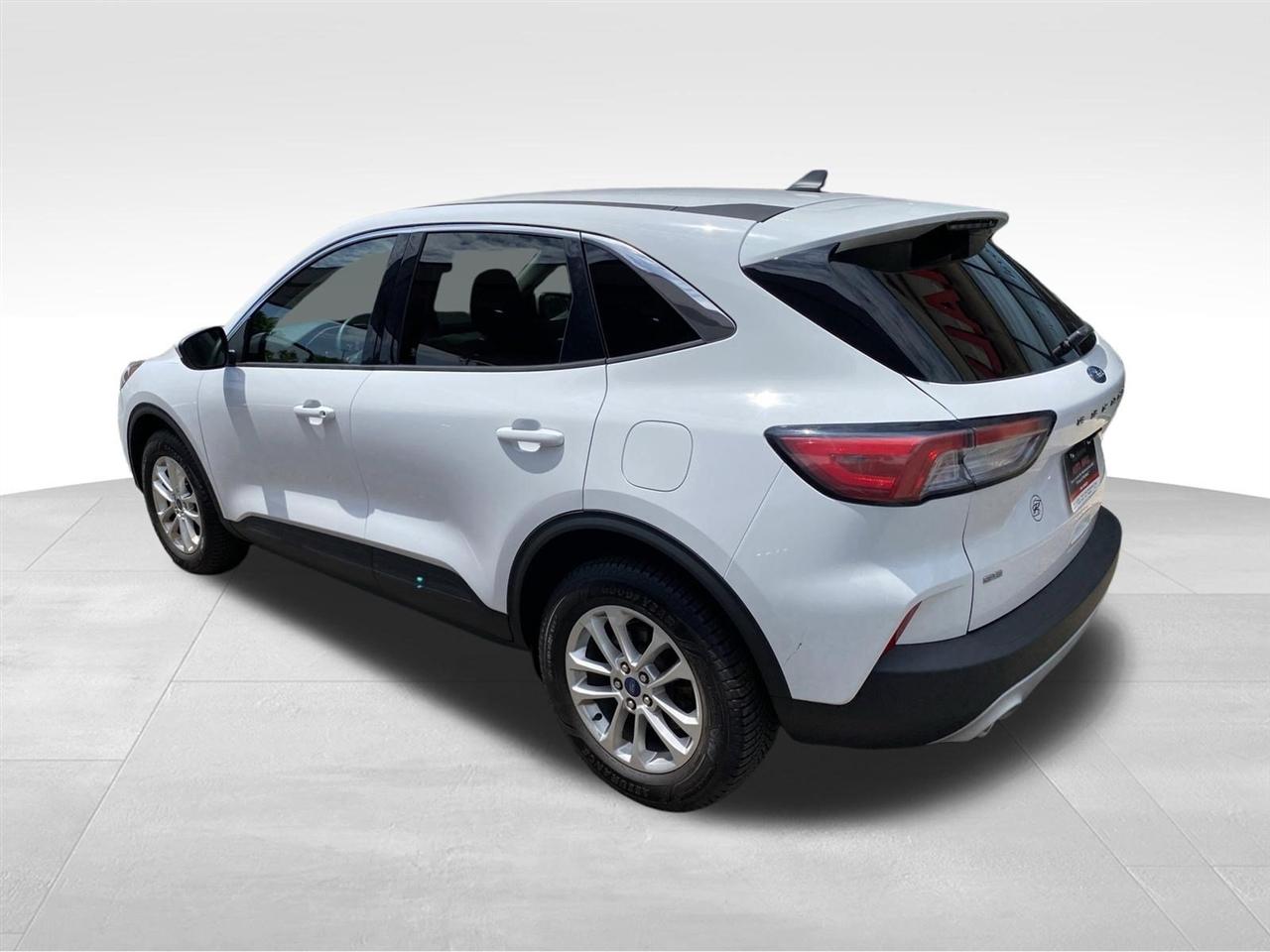 Ford Escape SE AWD 2021