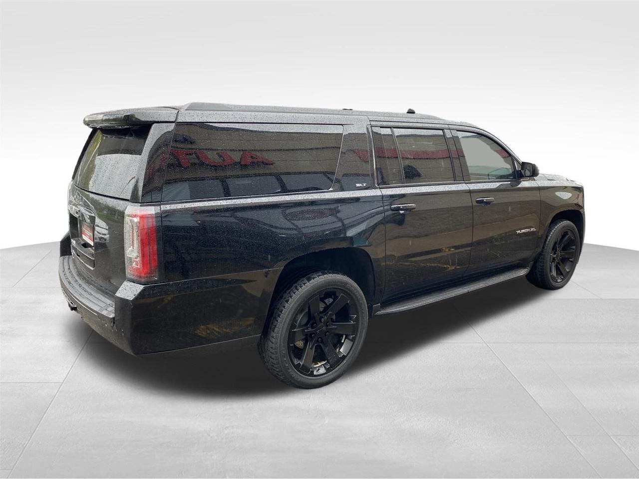 GMC Yukon XL 4WD 4dr SLT 2019