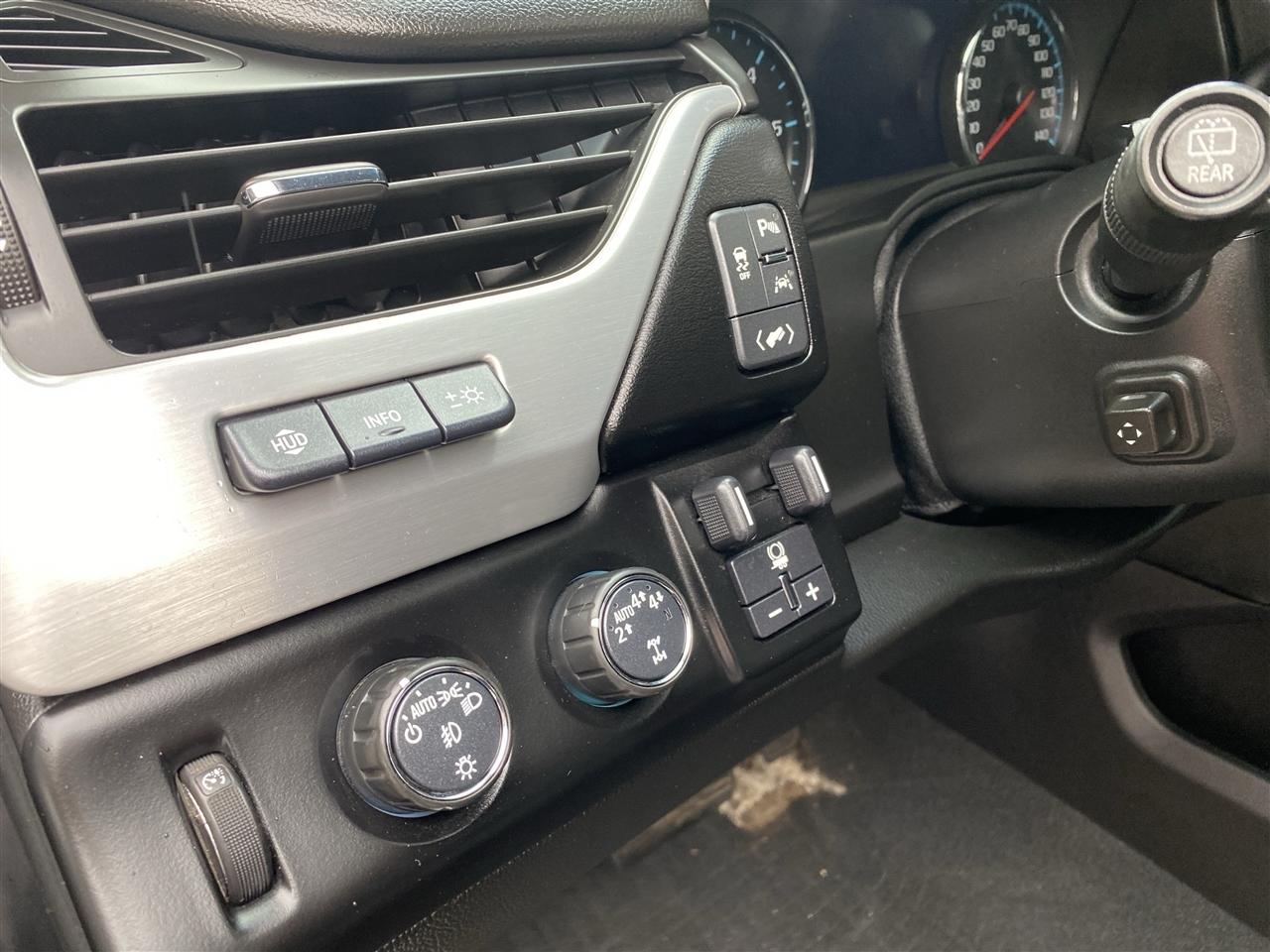 GMC Yukon XL 4WD 4dr SLT 2019