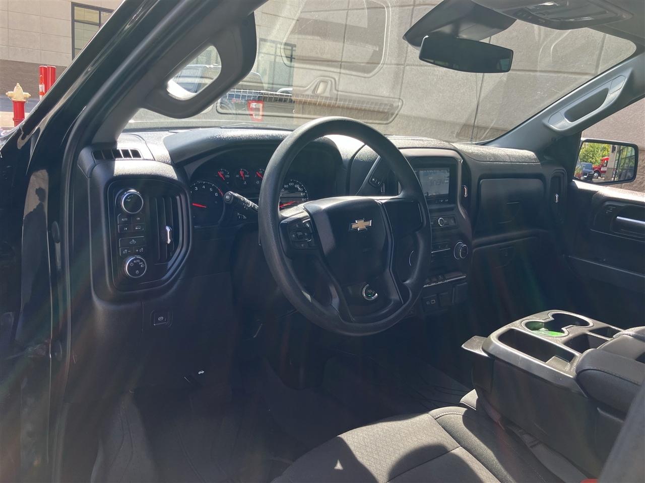 Chevrolet Silverado 1500 4WD Crew Cab 147" Custom 2023