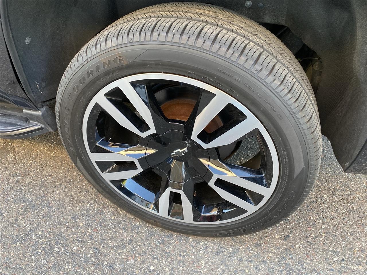Chevrolet Tahoe 4WD 4dr Premier 2019