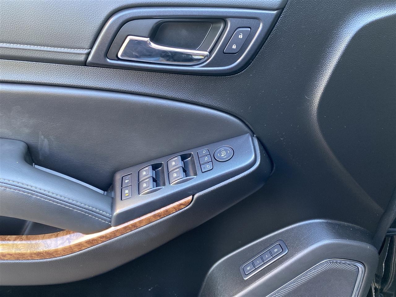 Chevrolet Tahoe 4WD 4dr Premier 2019