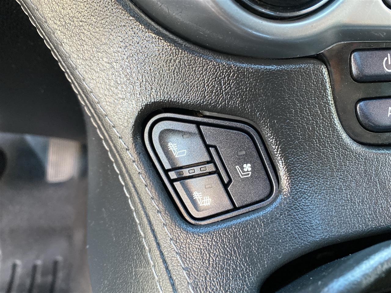 Chevrolet Tahoe 4WD 4dr Premier 2019
