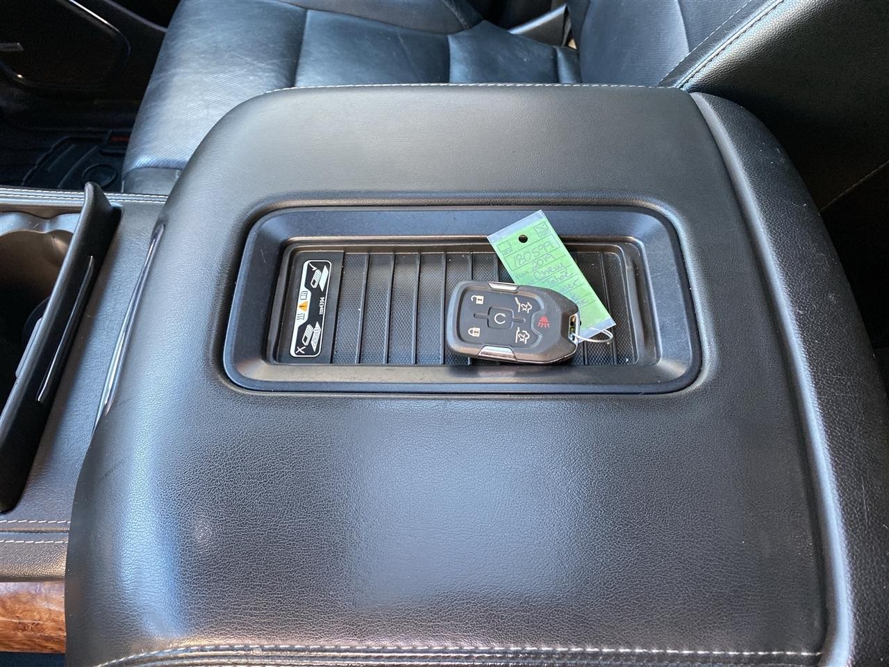 Chevrolet Tahoe 4WD 4dr Premier 2019