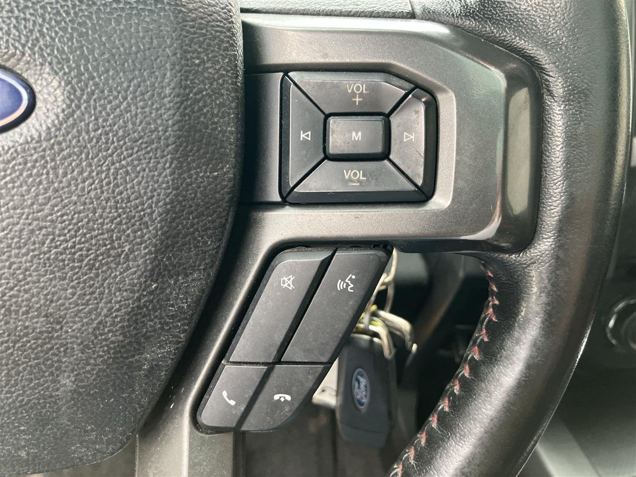 Ford F-150 XL 4WD SuperCrew 5.5' Box 2017