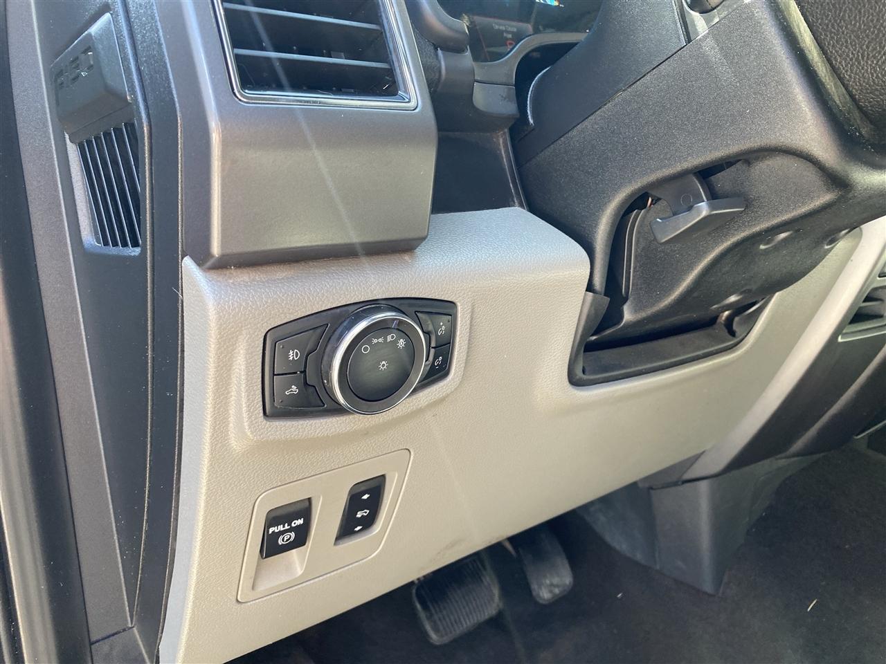 Ford F-150 XL 4WD SuperCrew 5.5' Box 2019