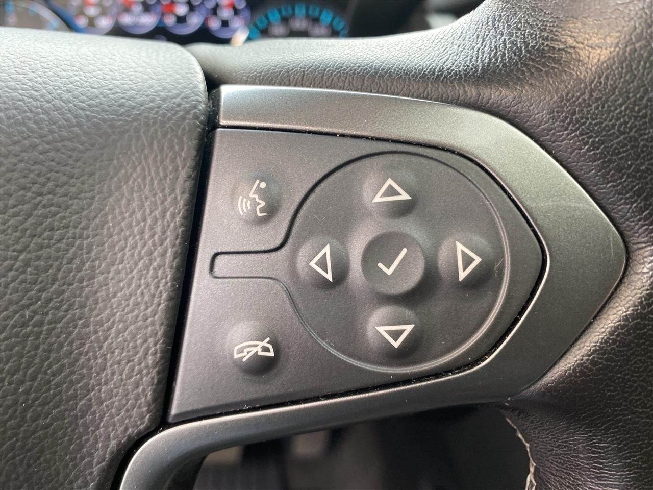 Chevrolet Tahoe 4WD 4dr Premier 2020