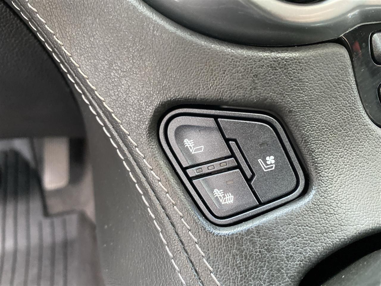 Chevrolet Tahoe 4WD 4dr Premier 2020
