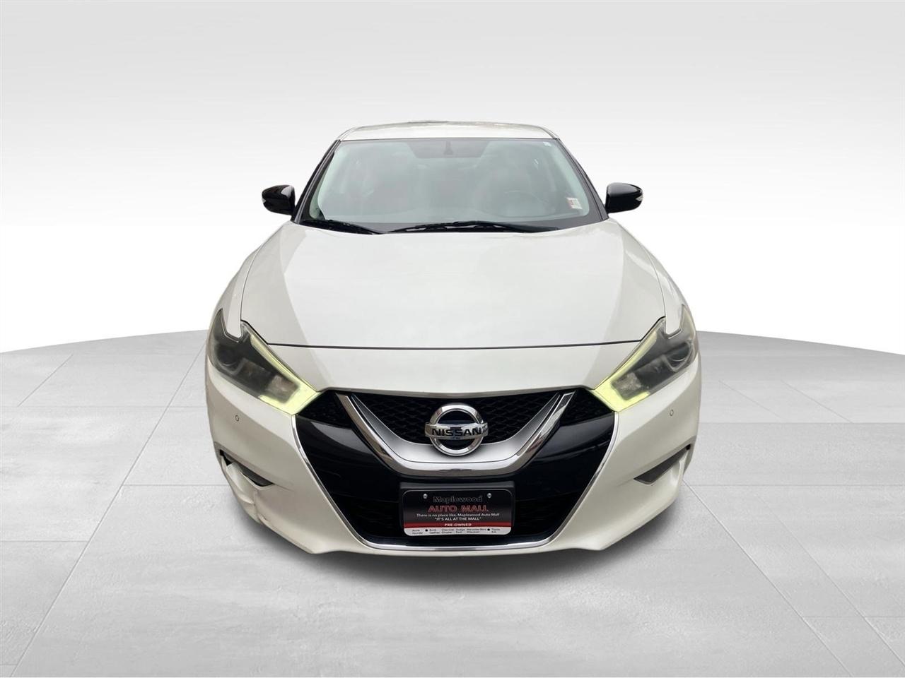 Nissan Maxima 4dr Sdn 3.5 SR 2016