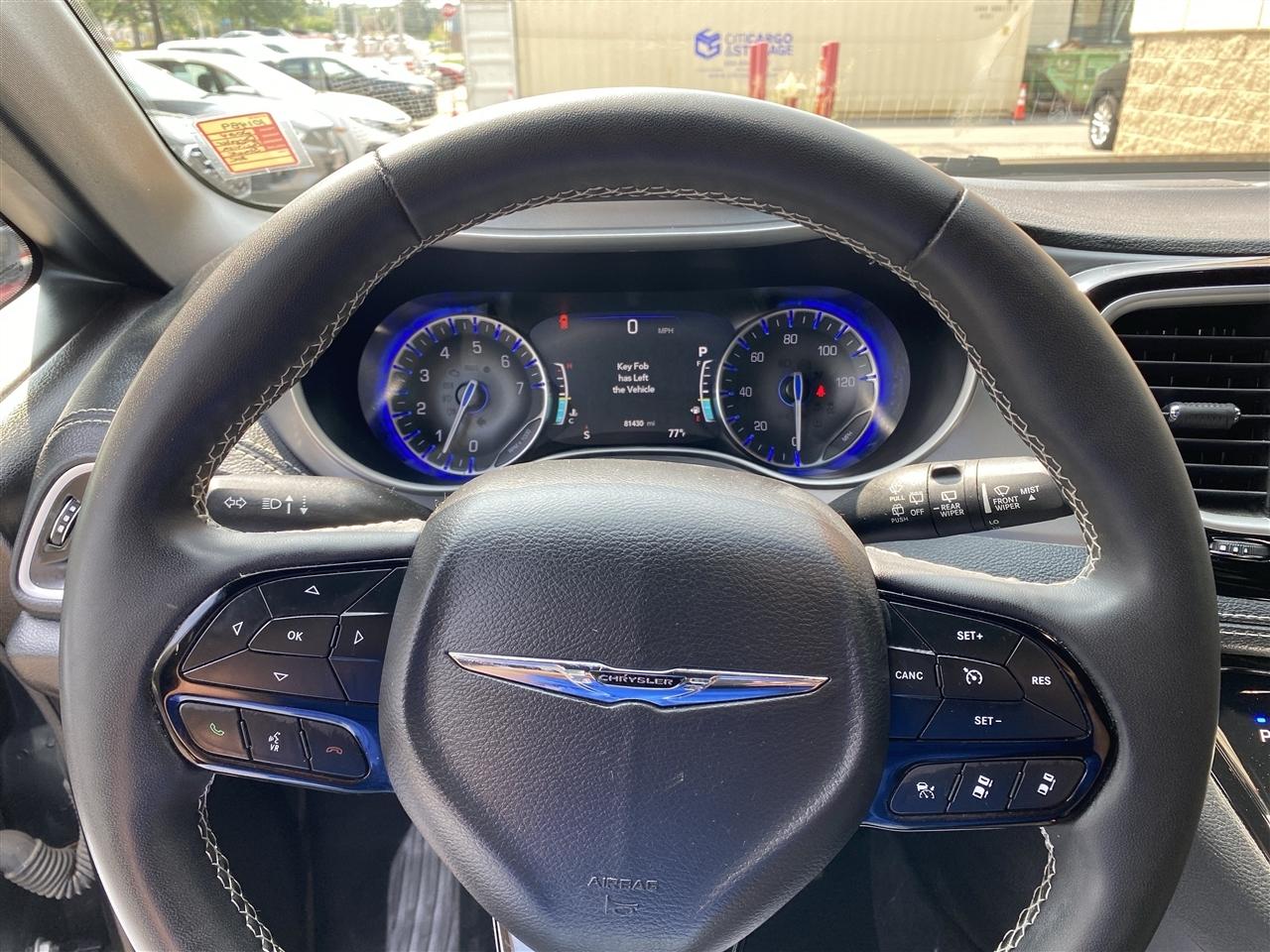 Chrysler Pacifica Touring FWD 2024