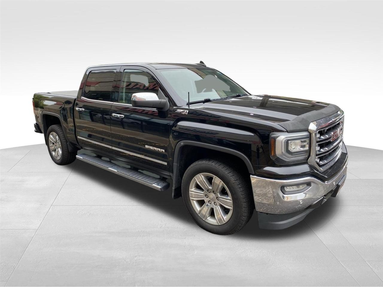 GMC Sierra 1500 4WD Crew Cab 143.5" SLT 2017