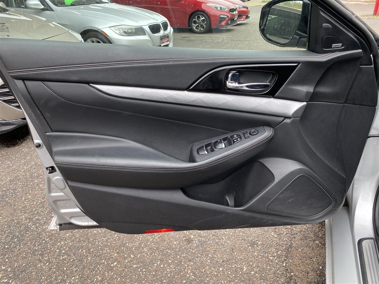 Nissan Maxima SL 3.5L 2017