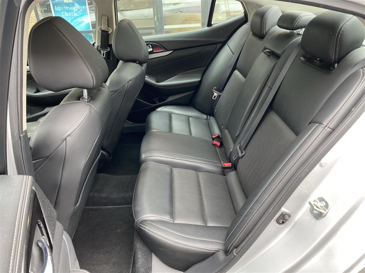 Nissan Maxima SL 3.5L 2017