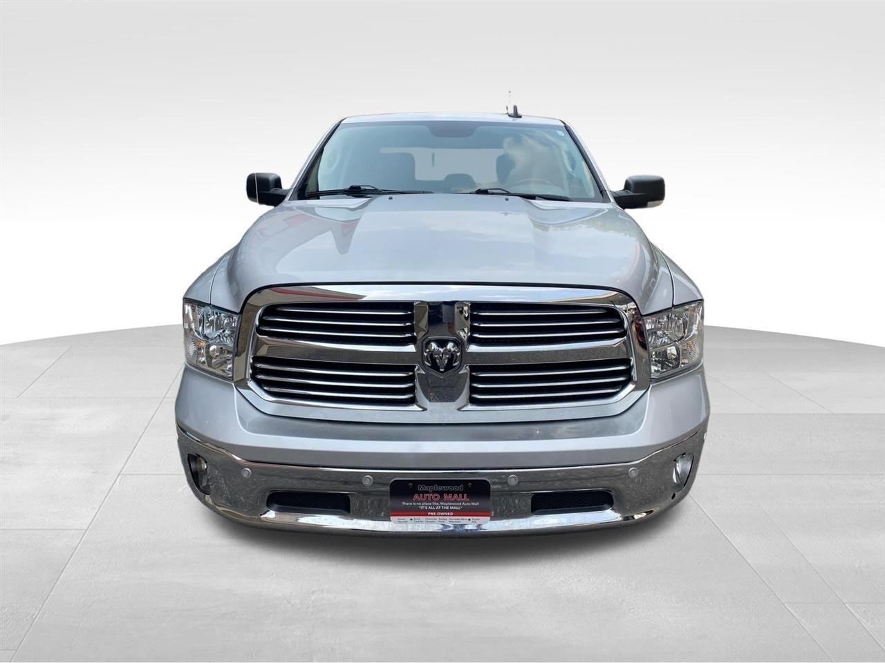 RAM 1500 4WD Crew Cab 140.5" Big Horn 2016