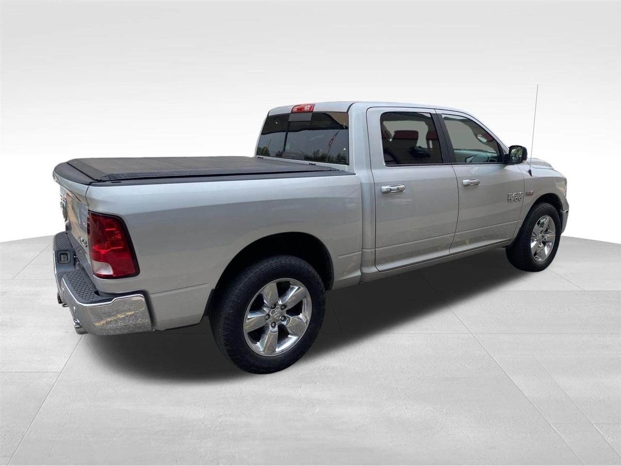 RAM 1500 4WD Crew Cab 140.5" Big Horn 2016