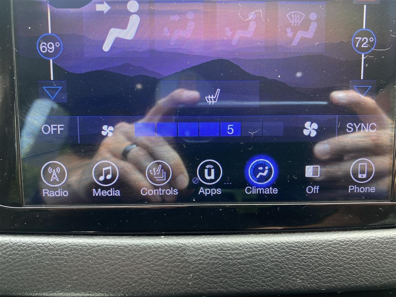 Chrysler Pacifica Touring-L FWD 2017