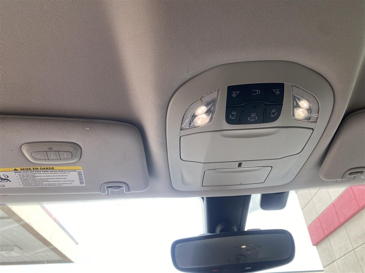 Chrysler Pacifica Touring-L FWD 2017
