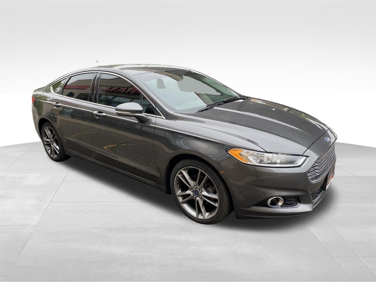 Ford Fusion 4dr Sdn Titanium AWD 2015