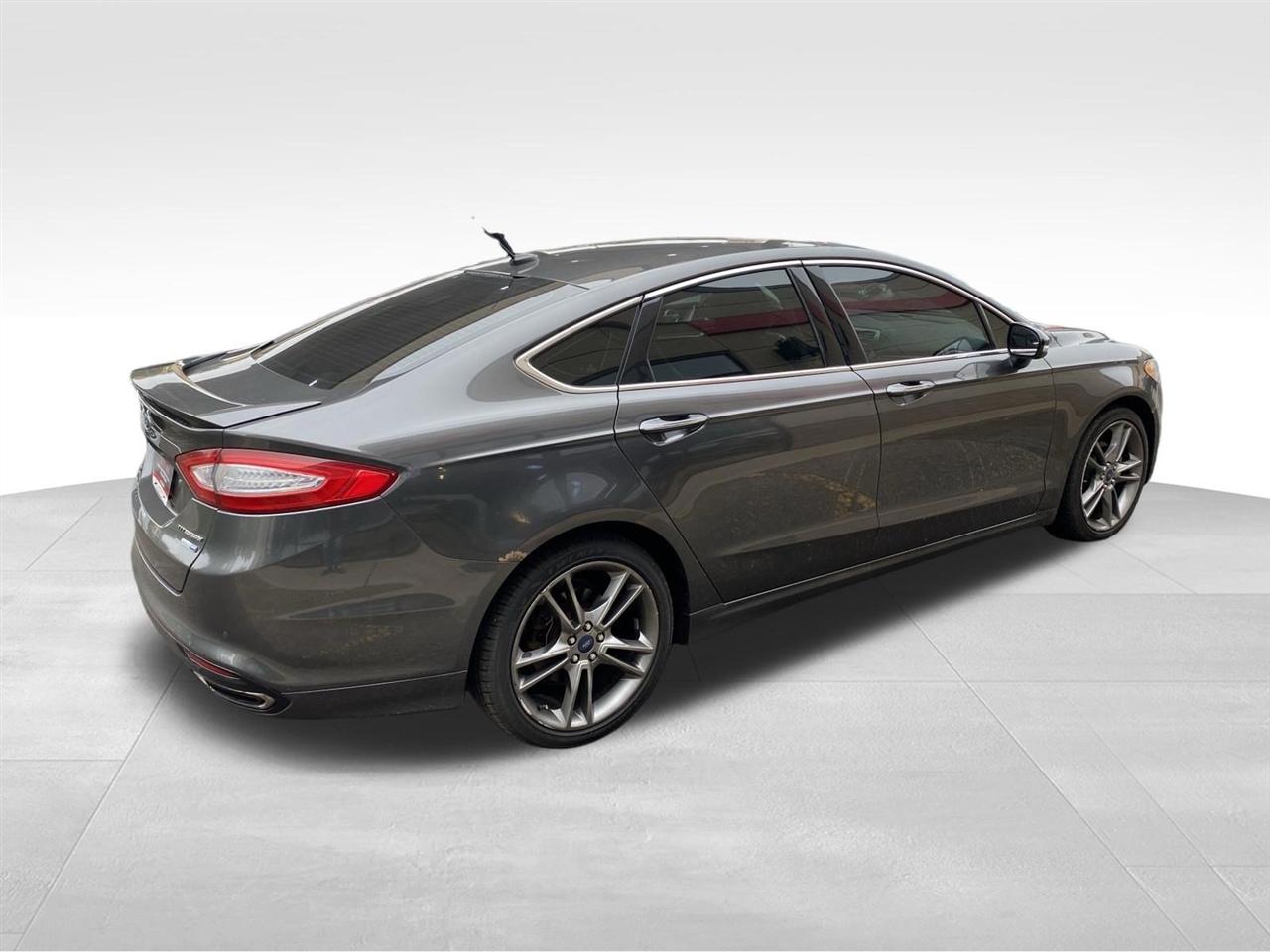 Ford Fusion 4dr Sdn Titanium AWD 2015