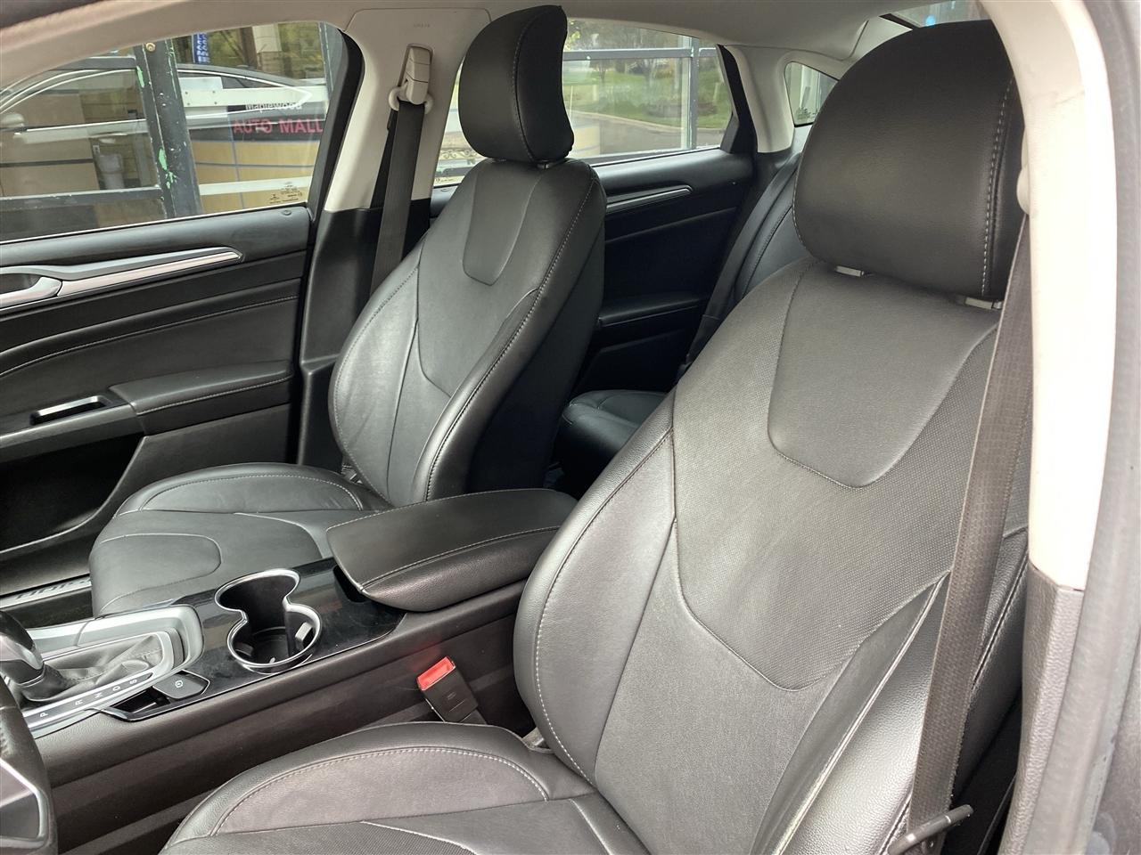 Ford Fusion 4dr Sdn Titanium AWD 2015
