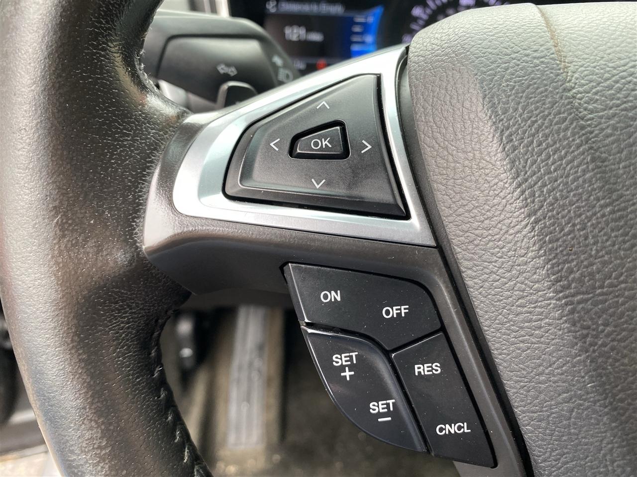 Ford Fusion 4dr Sdn Titanium AWD 2015