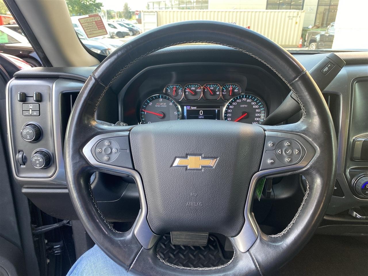 Chevrolet Silverado 1500 4WD Crew Cab 143.5" LT w/2LT 2018