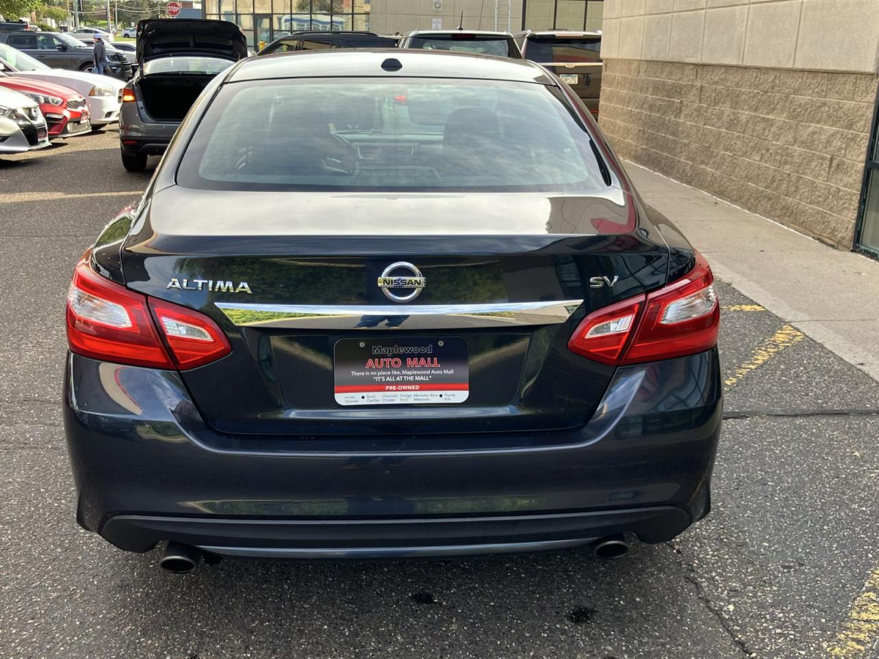 Nissan Altima 2.5 SV Sedan 2017