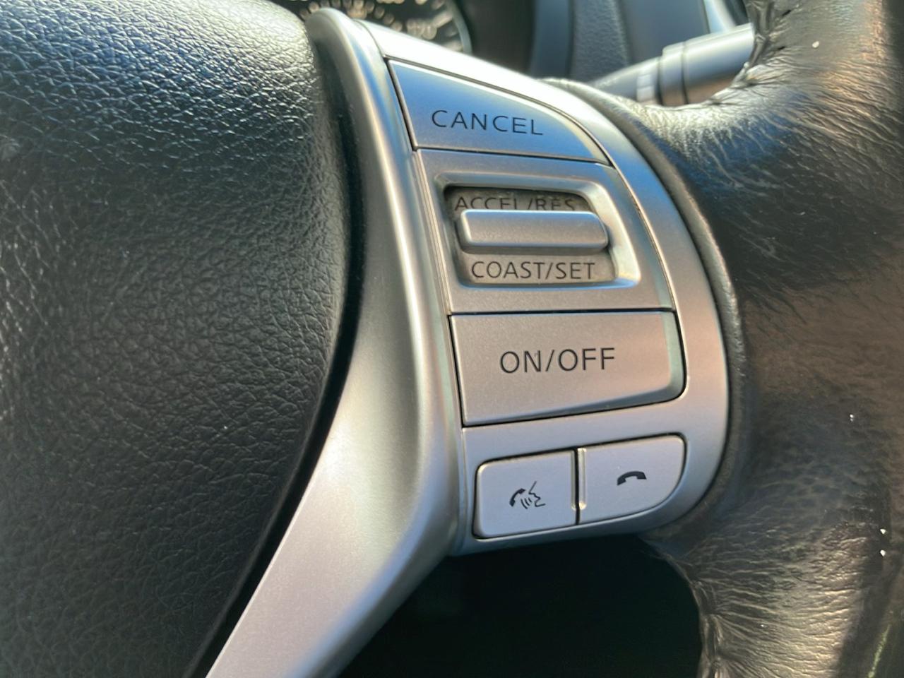 Nissan Altima 2.5 SV Sedan 2017