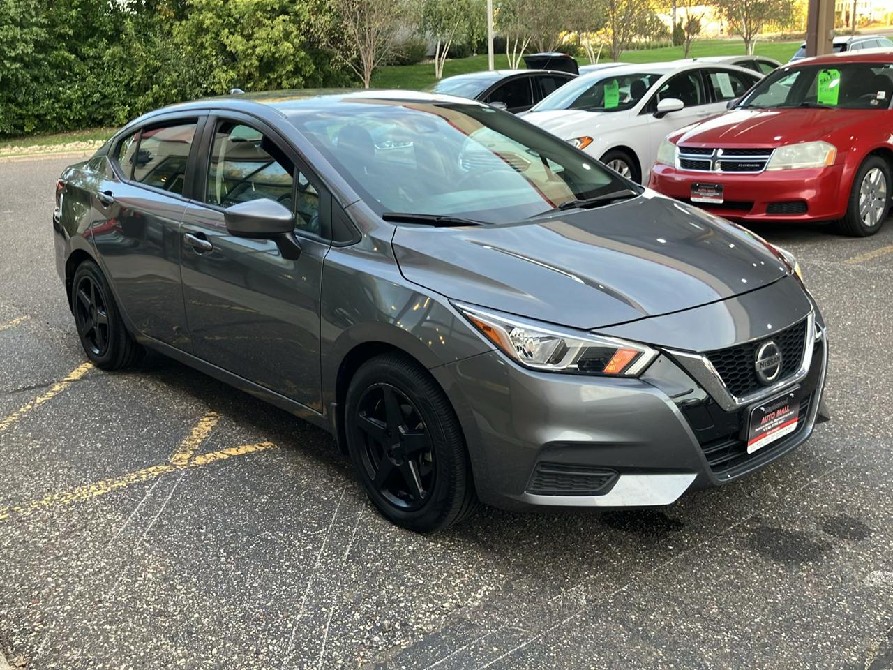 Nissan Versa SV CVT 2022