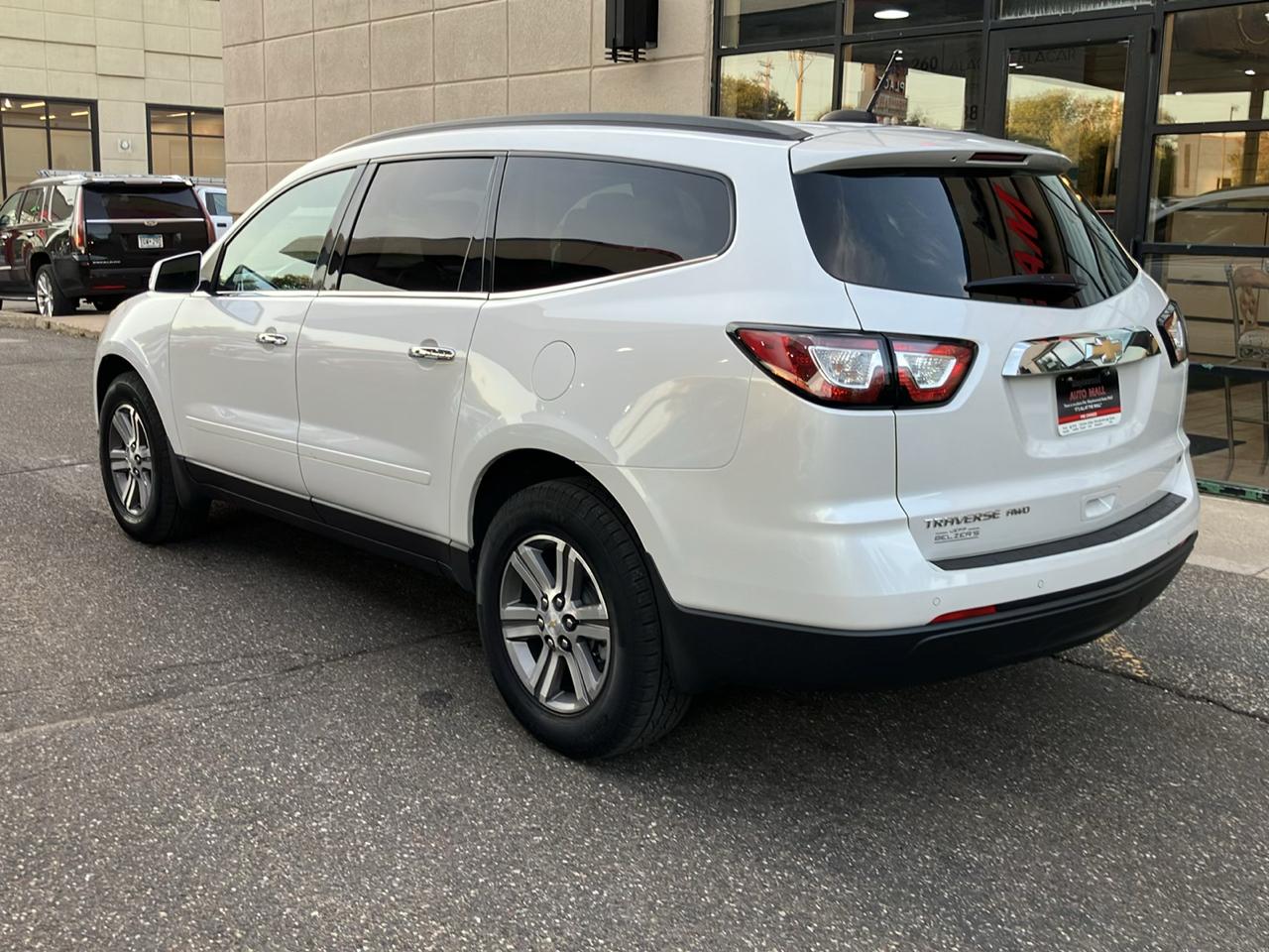 Chevrolet Traverse AWD 4dr LT w/2LT 2017