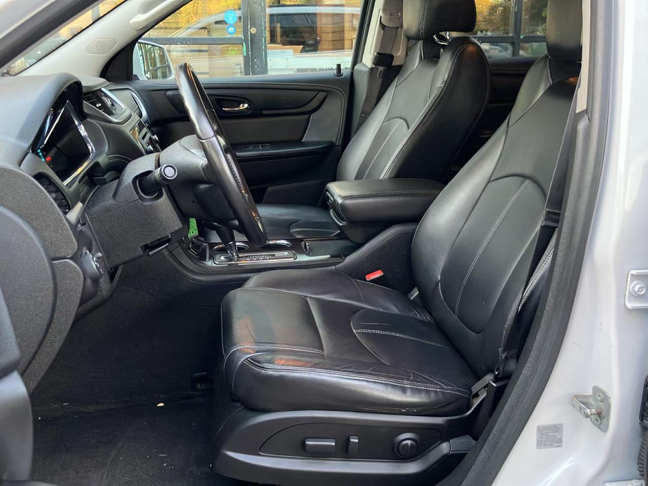Chevrolet Traverse AWD 4dr LT w/2LT 2017