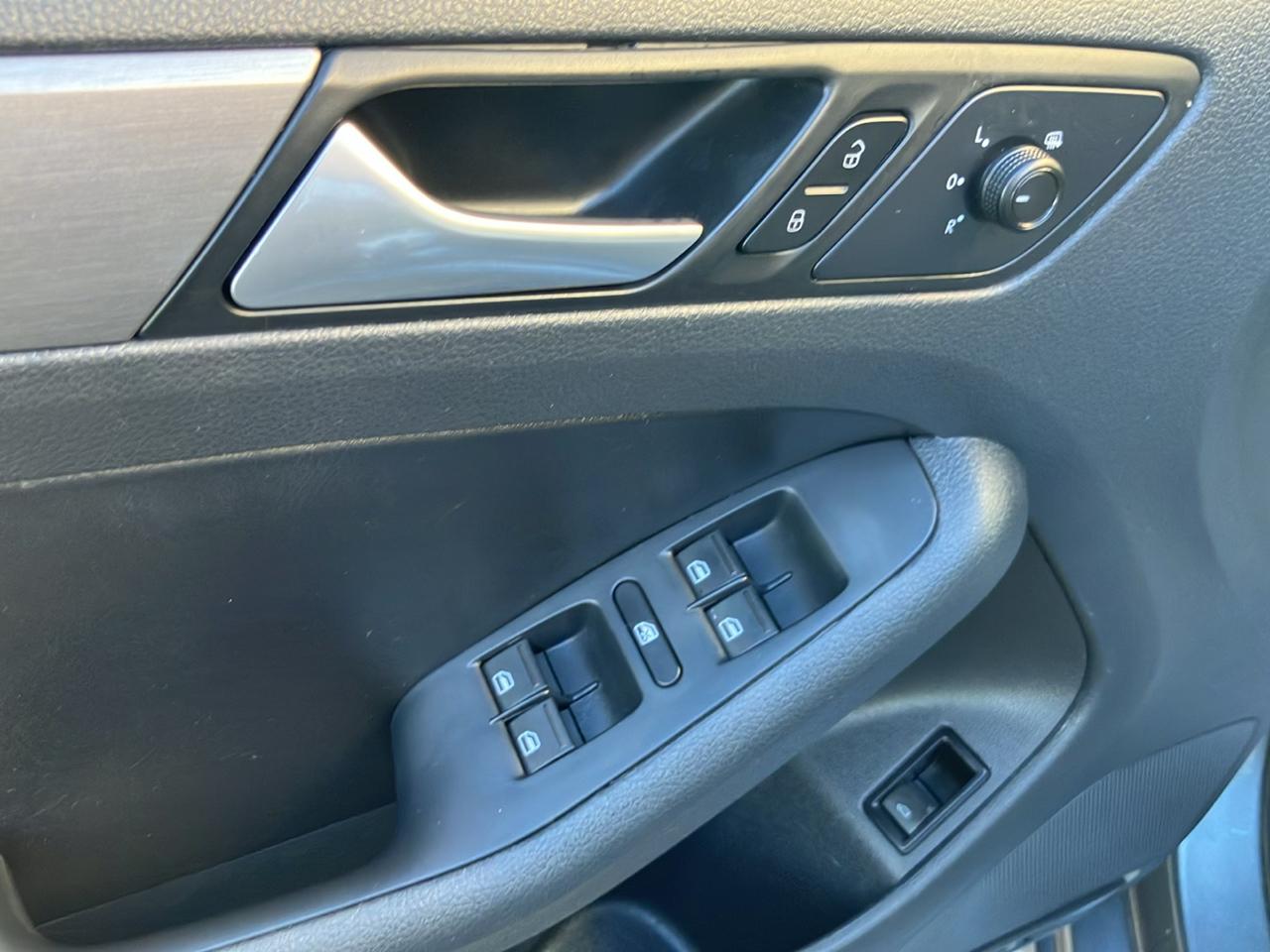 Volkswagen Jetta 1.8T Sport Auto 2017