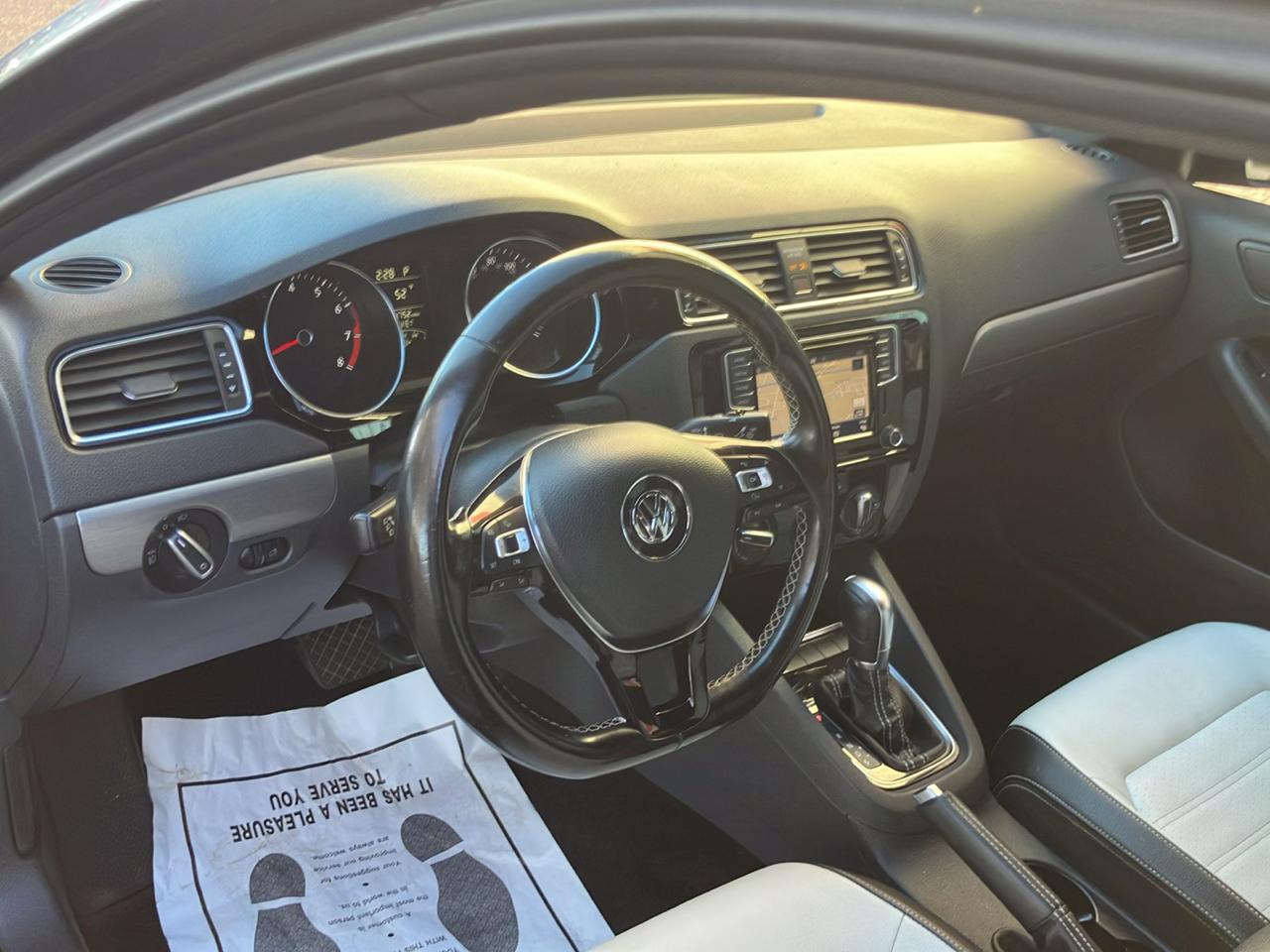 Volkswagen Jetta 1.8T Sport Auto 2017