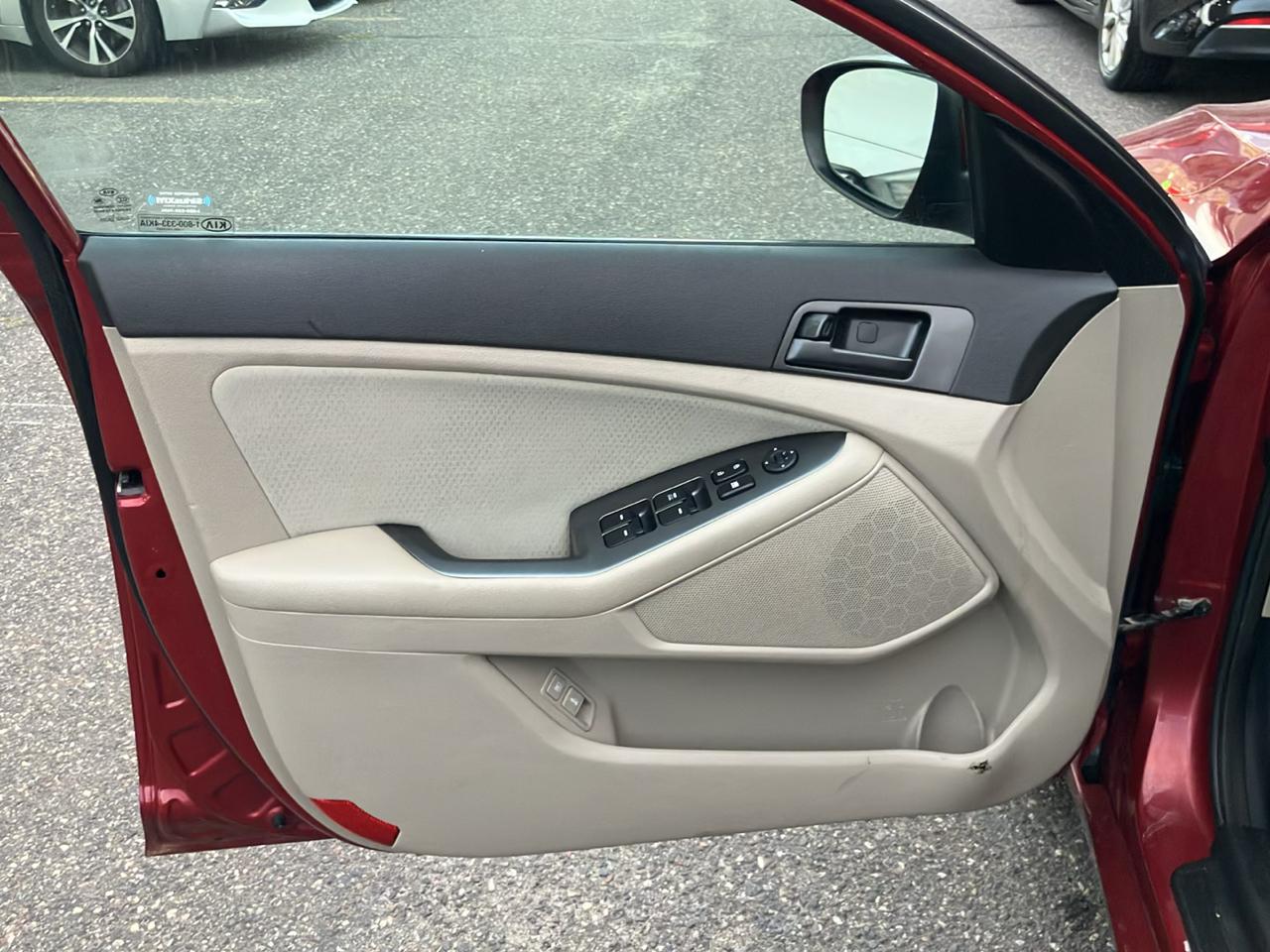 Kia Optima 4dr Sdn LX 2013