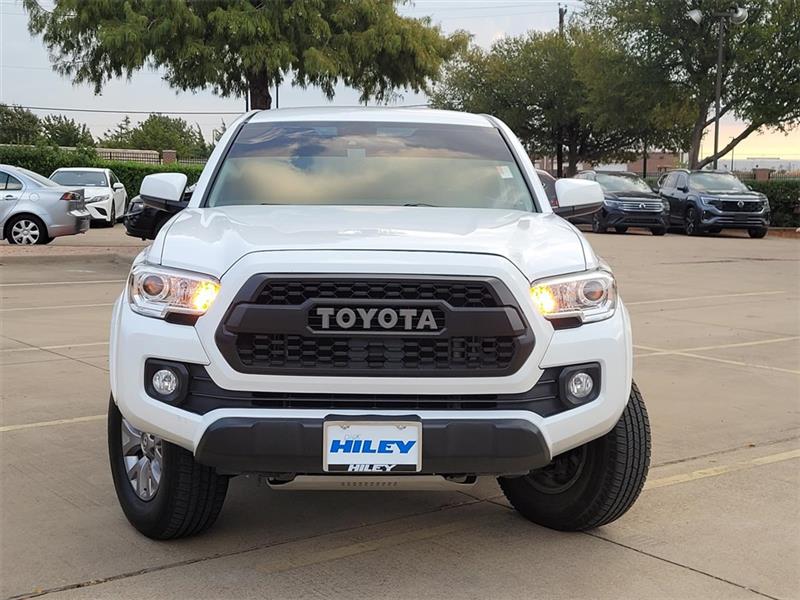 Toyota Tacoma SR5 Double Cab Long Bed V6 6AT 2WD 2021 Toyota Tacoma SR5 Double Cab Long Bed V6 6AT 2WD 2021