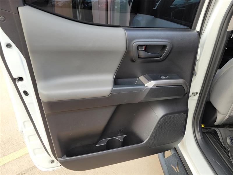 Toyota Tacoma SR5 Double Cab Long Bed V6 6AT 2WD 2021 Toyota Tacoma SR5 Double Cab Long Bed V6 6AT 2WD 2021