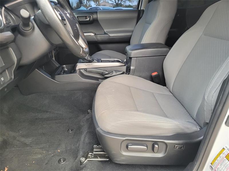 Toyota Tacoma SR5 Double Cab Long Bed V6 6AT 2WD 2021 Toyota Tacoma SR5 Double Cab Long Bed V6 6AT 2WD 2021