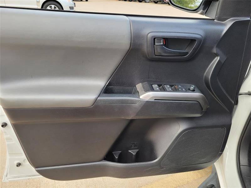 Toyota Tacoma SR5 Double Cab Long Bed V6 6AT 2WD 2021 Toyota Tacoma SR5 Double Cab Long Bed V6 6AT 2WD 2021
