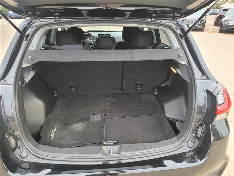 Mitsubishi Outlander Sport 2.0 ES 4WD 2024 Mitsubishi Outlander Sport 2.0 ES 4WD 2024