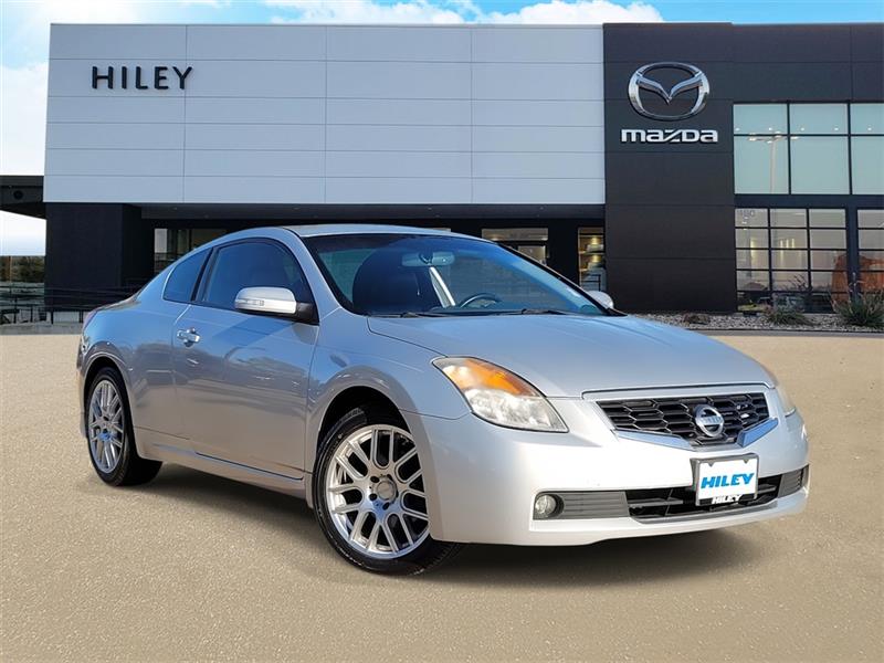 2009 Nissan Altima 3.5 SE Coupe
