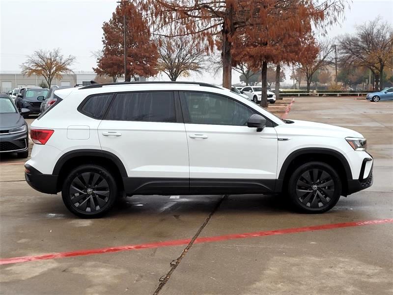 Volkswagen Taos S 2022