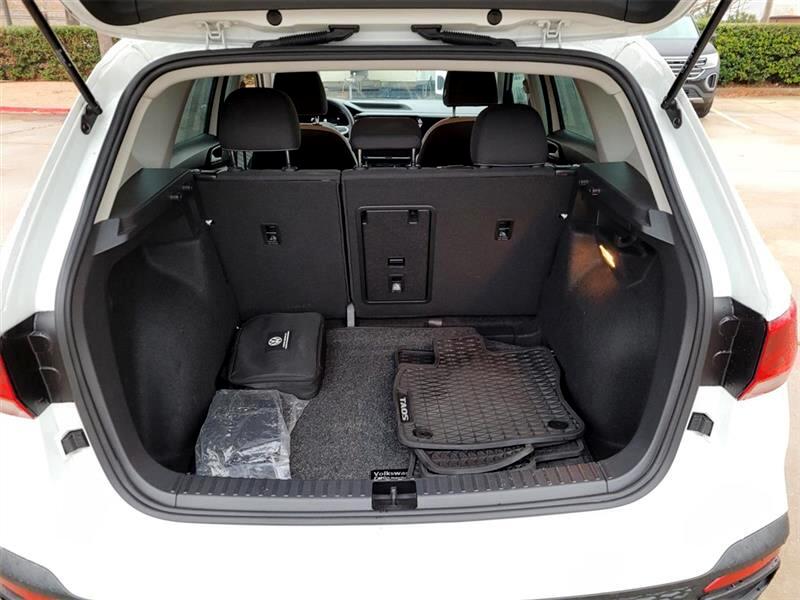 Volkswagen Taos S 2022