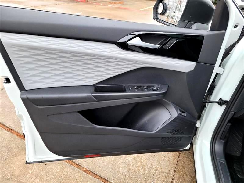 Volkswagen Taos S 2022